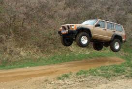 http://4wheeldrive.about.com/od/cherokeerides/ig/Jeep-Cherokee-Rides-/Got-Air-s-1999-Jeep-Cherokee.htm