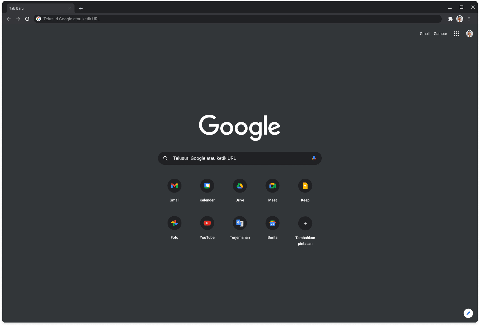 Jendela browser Chrome dalam mode gelap menampilkan Google.com.